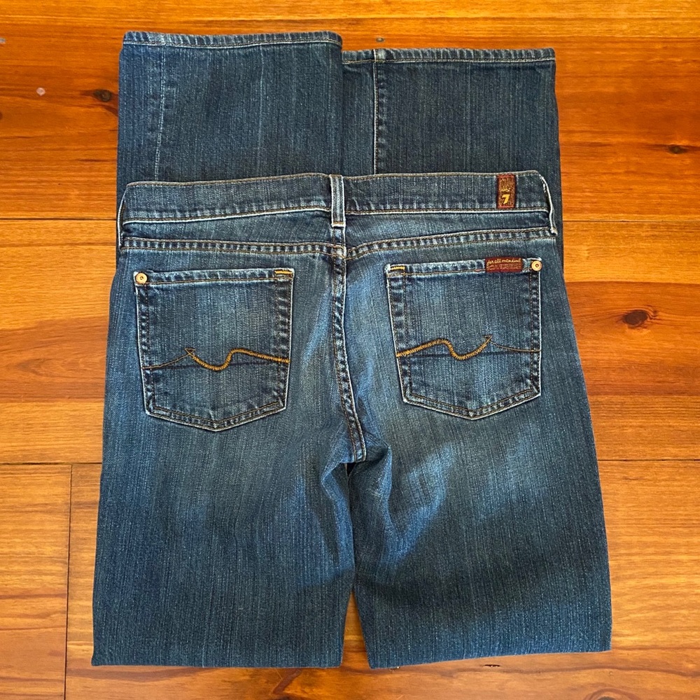 COPY - 7 For All Mankind ‘Bootcut’ Jeans Size 28 EUC